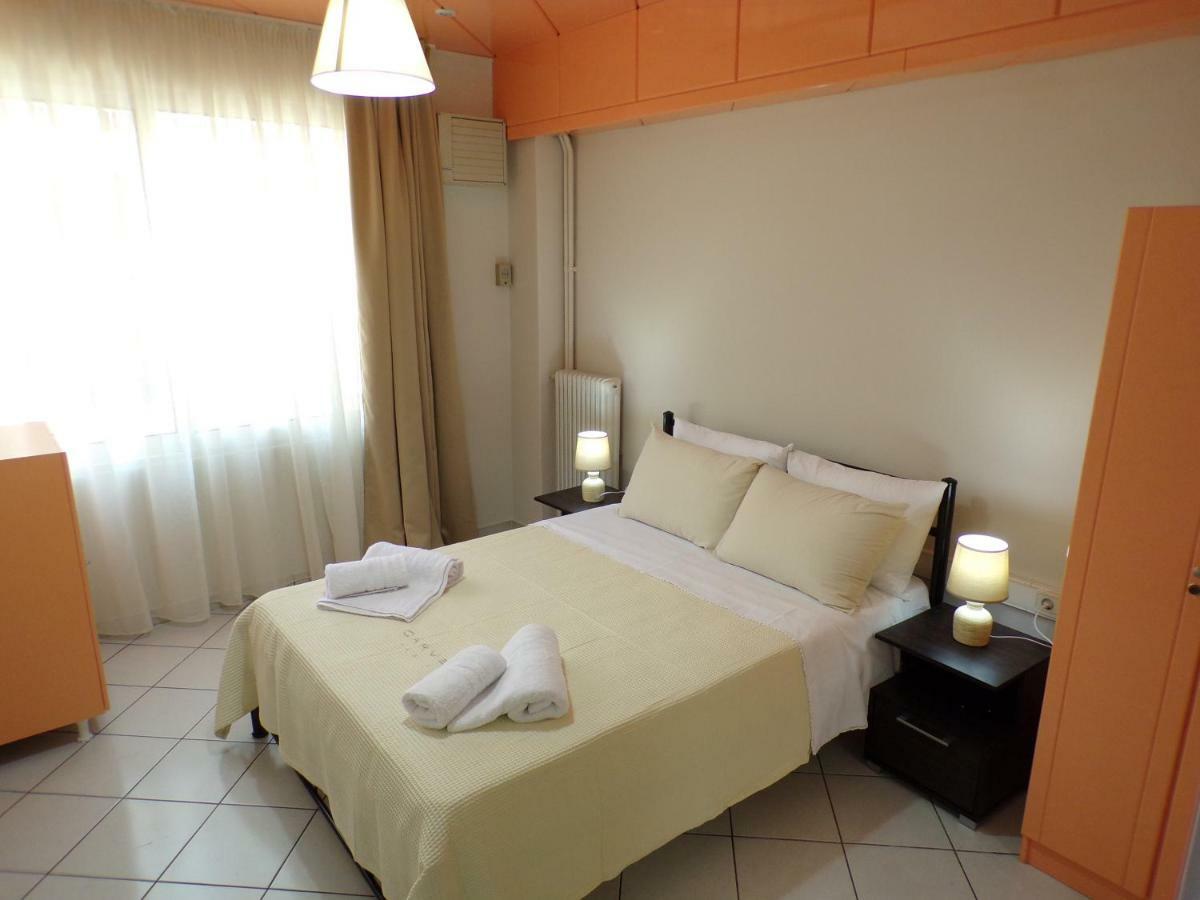 Christine'S Downtown Suites كافالا المظهر الخارجي الصورة
