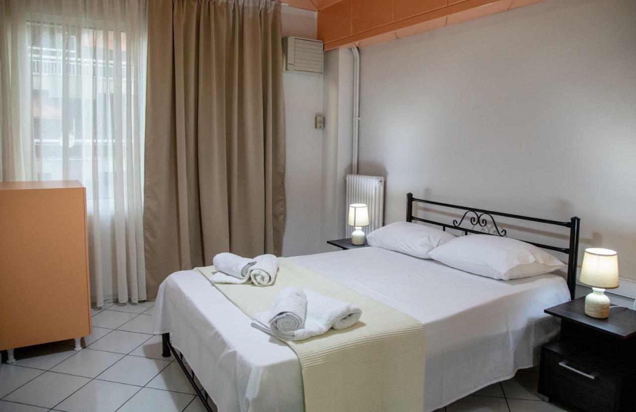 Christine'S Downtown Suites كافالا المظهر الخارجي الصورة