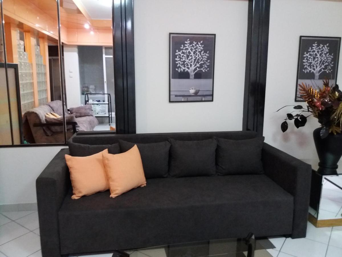 Christine'S Downtown Suites كافالا المظهر الخارجي الصورة